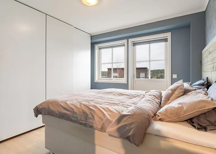 Spacious House In A Quiet Neighborhood